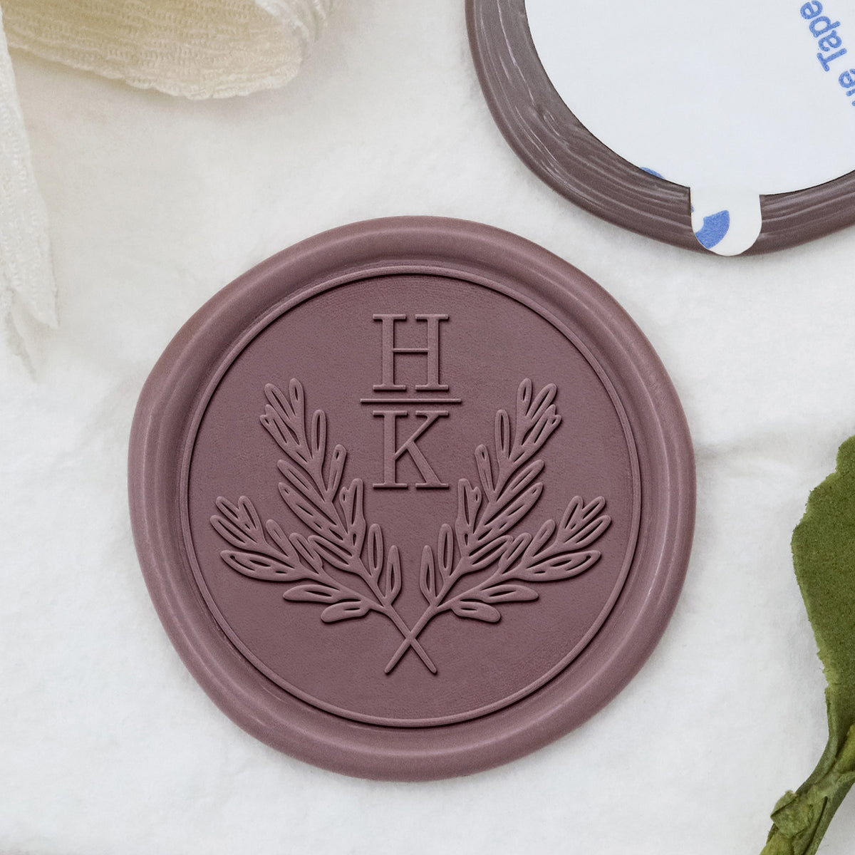 Stamprints Pegatinas de Sello de Lacre Personalizado con Monograma de Boda de Ramas de Olivo Cruzadas 1