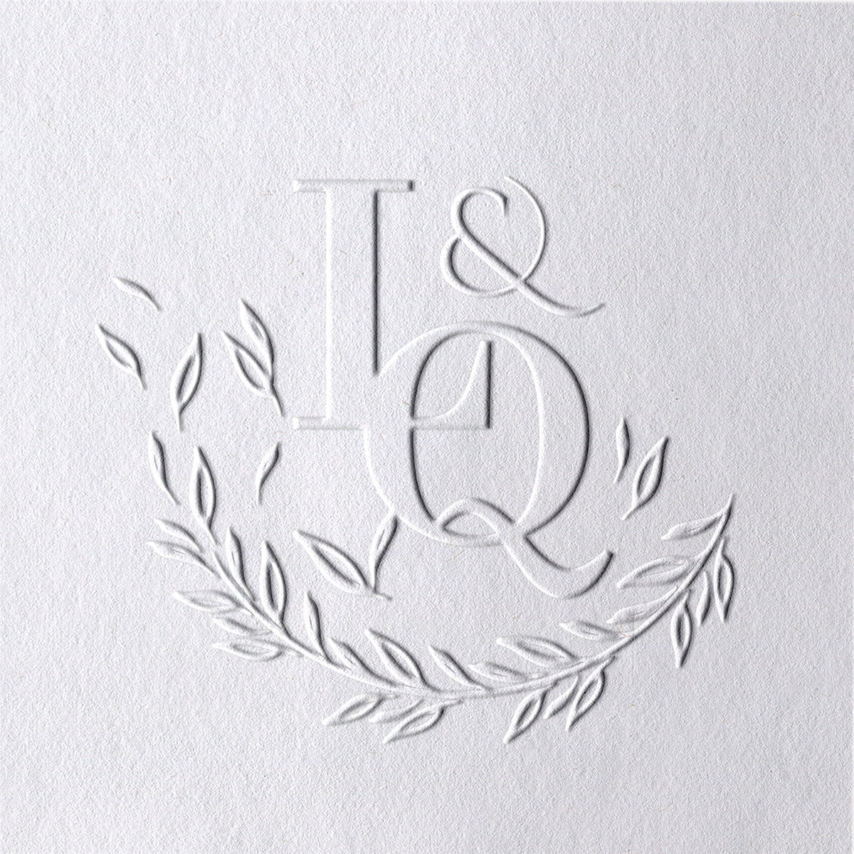 Sello en Seco Personalizado de Iniciales de Boda con Rama de Olivo Cayendo 121