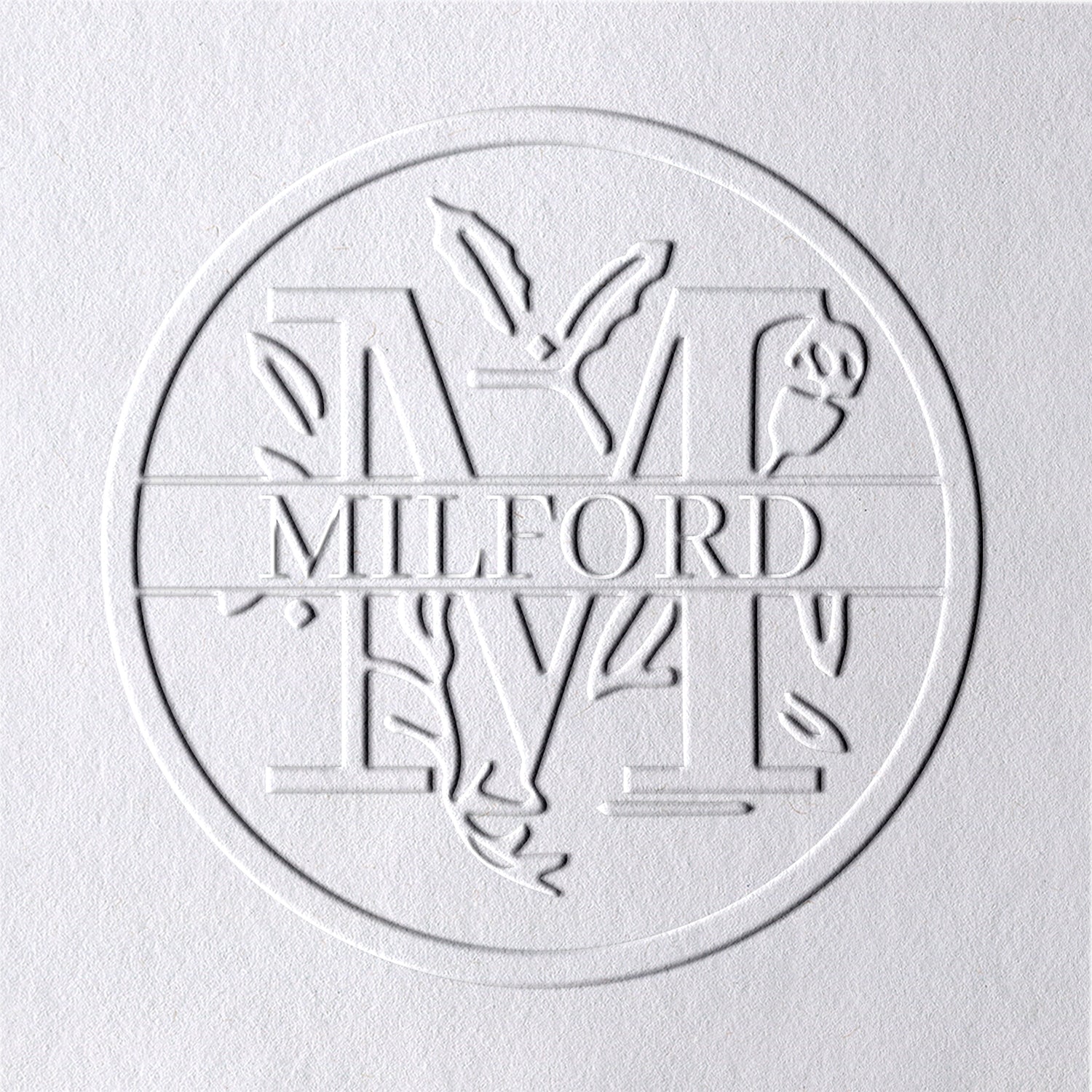 Sello en seco personalizado de nombre floral de 26 letras - M M1